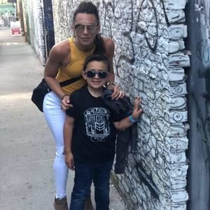 Meet your Posher, Vanessa